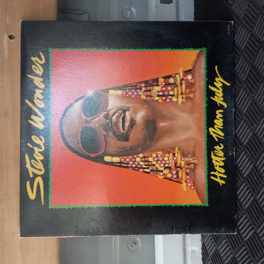 Vintage Steveie Wonder Hotter Than July